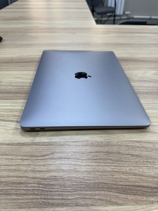 Macbook Air 13, на гарантии