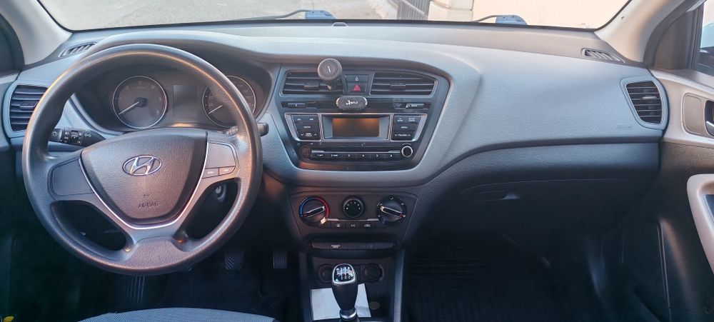 Hiundai i20,an 2017