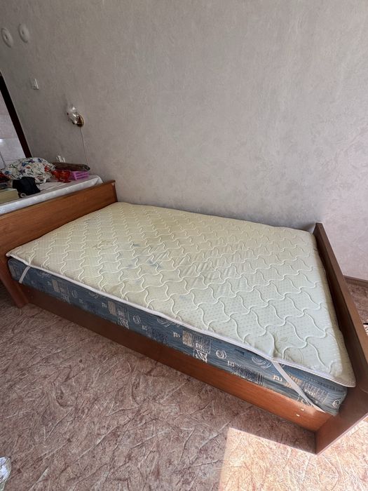 Продам кровать 120*200
