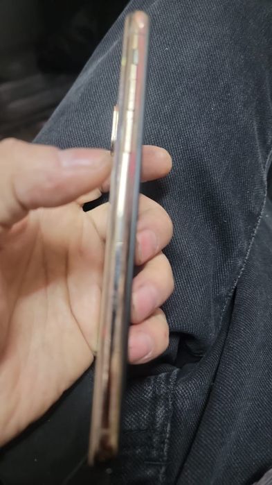 Айфон XS в нормальном состоянии