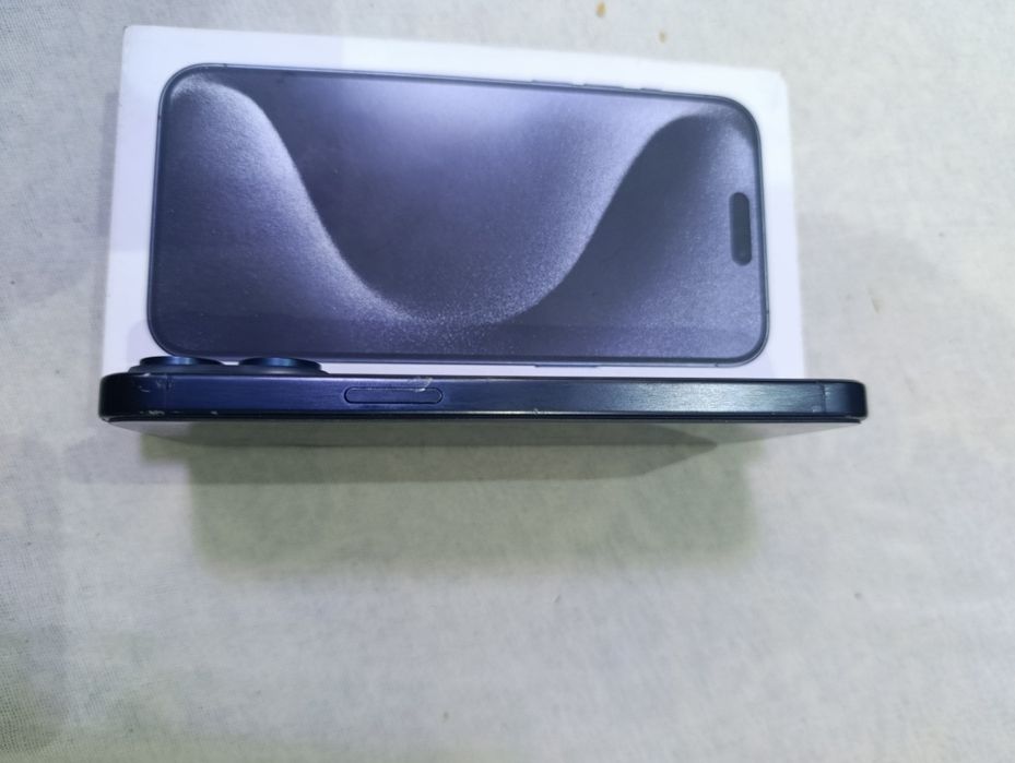 iPhone 15 pro max karobka ideal