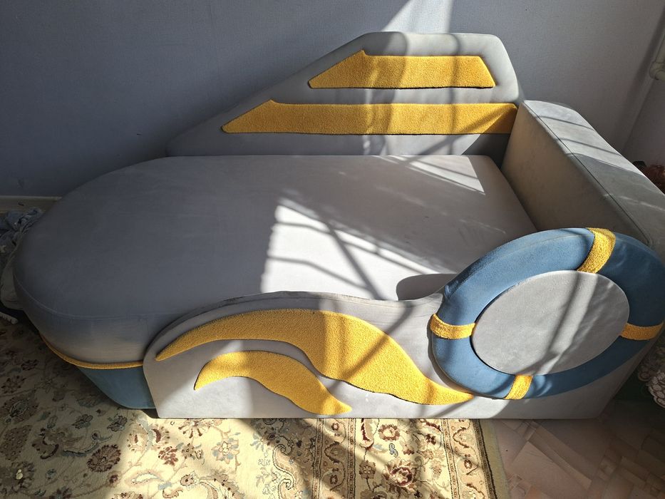 Продам диван раскладной