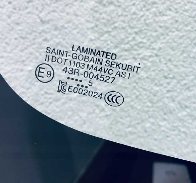 Предно стъкло Tesla MODEL Y JUNIPER 2025+ Saint Gobain Sekurit