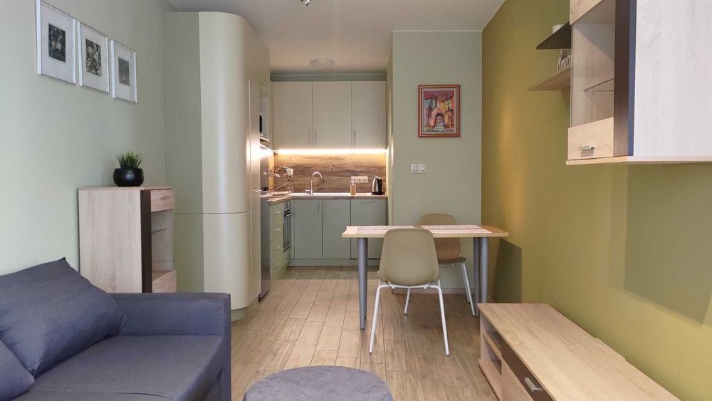 Дава се под наем Двустаен апартамент в София, Витоша - 65 кв.м за 597.21 € - Снимка #1