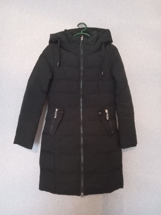 Продам ветровку .