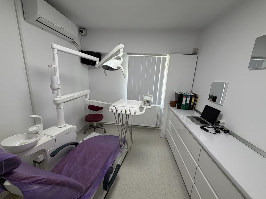 Inchiriez cabinet dentar