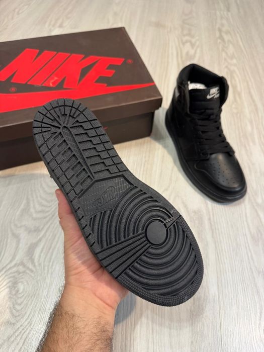 Adidasi AIR Jordan 1 TRIPLE BLACK High | Adidasi Noi Unisex |Model Nou