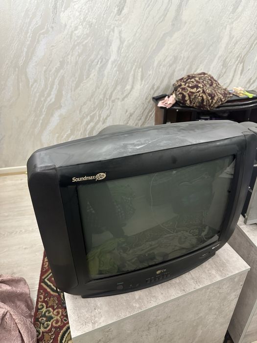 Televizor sotiladi Toshkentda