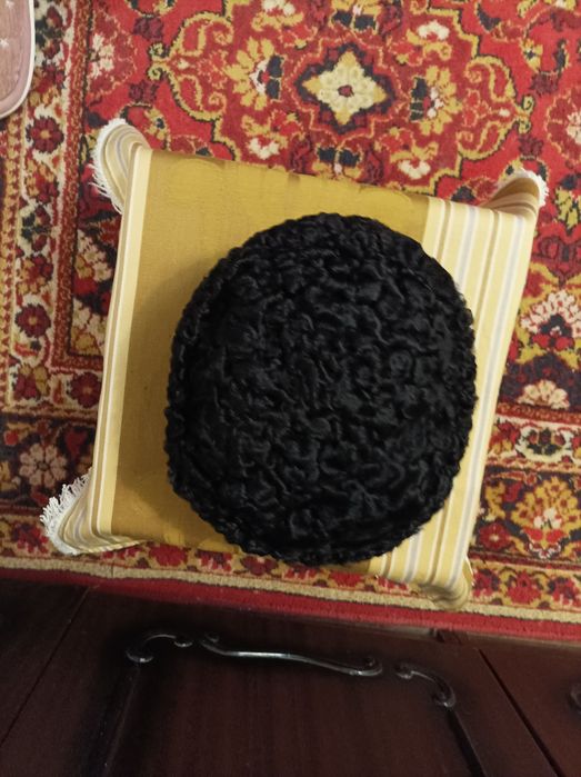 Шапка каракуль новая