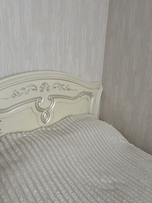 Кровать 1,5 с матрасом