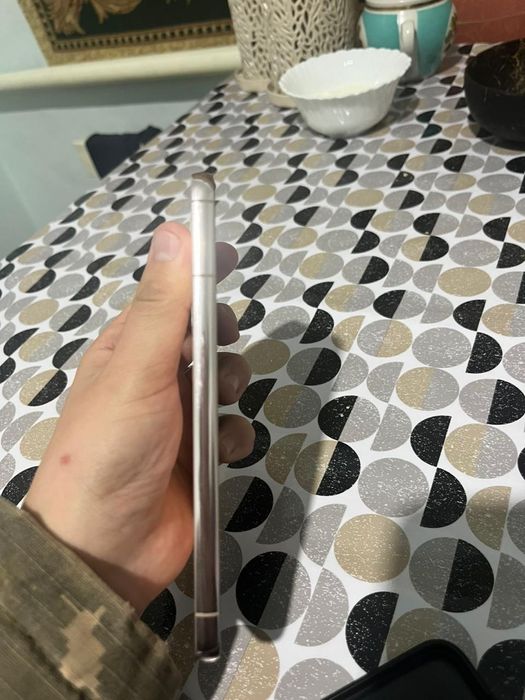 Самсунг с 22+ 8/128гб