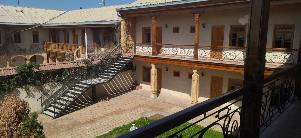 Узбекистанская.19-соток.Срочно продаётся Гостиница.