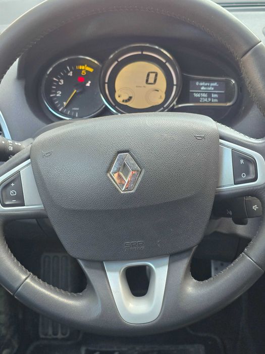 RENAULT Megane 2011 — imagine 5