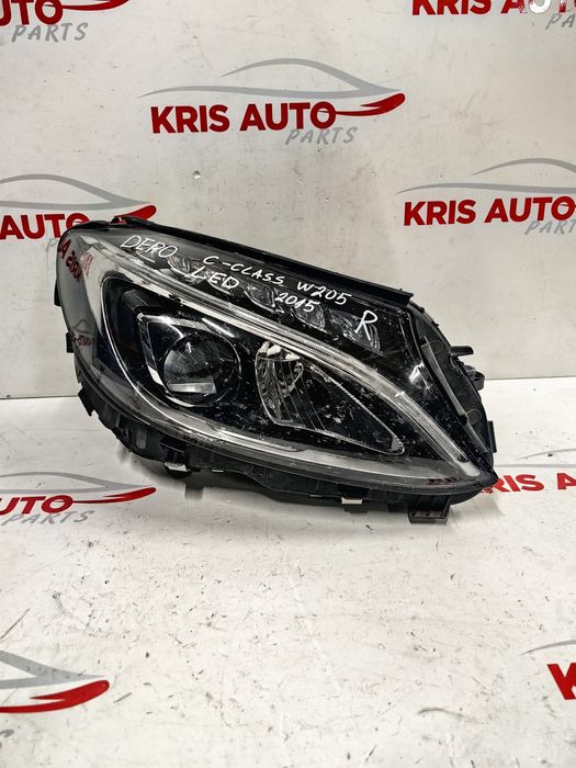 Десен фар Mercedes C Class 205 / Мерцедес Ц Класа 205