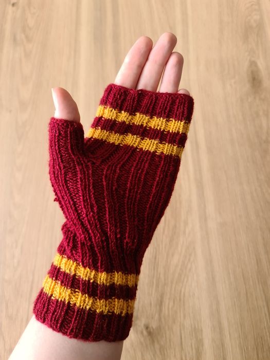 Шарф и шапка Гарри Поттера