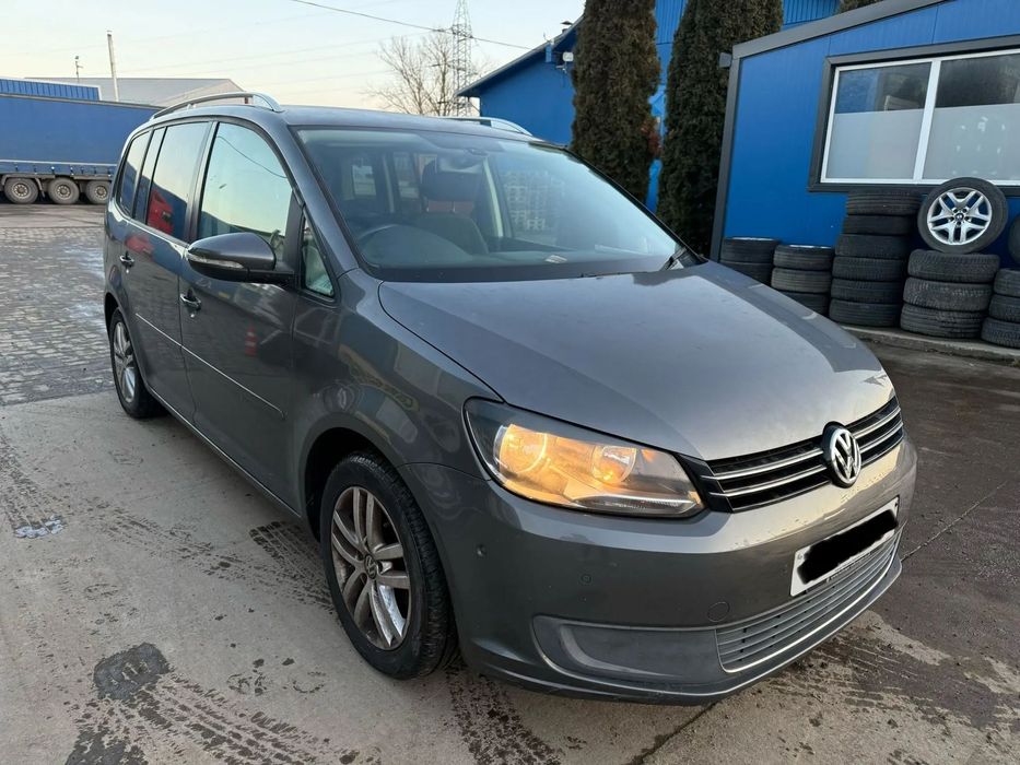 Dezmembrez / Dezmembrari / Piese Vw Touran 1.6 tdi CAY 2010-2015