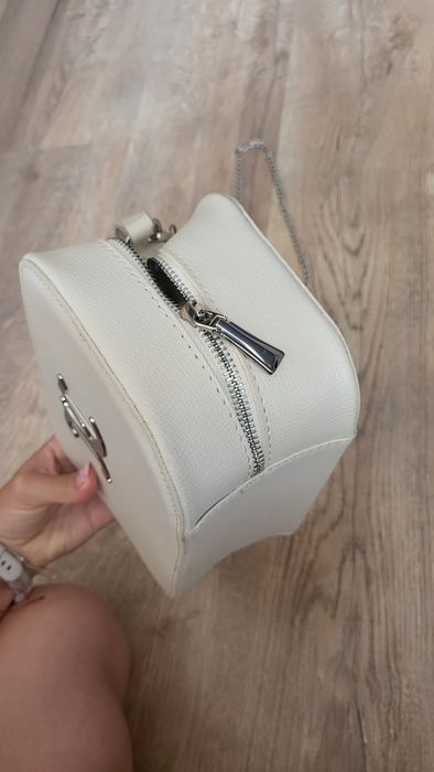 Разпродажба  Дамски чанти