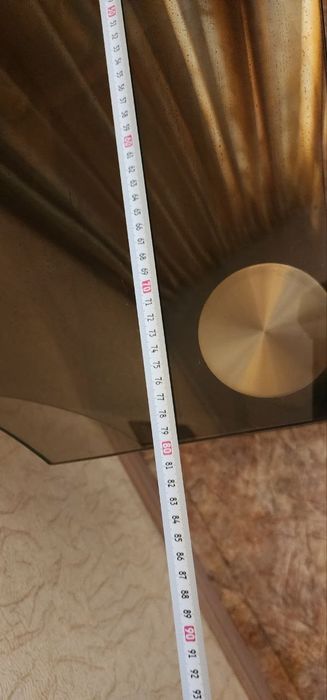 Тумба стеклянная под телевизор