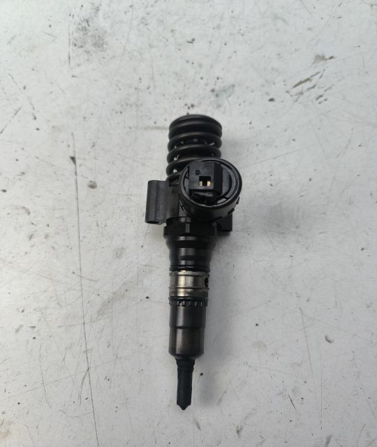 Injector motorina 0414720404 Seat Toledo a 3-a generatie - 5P