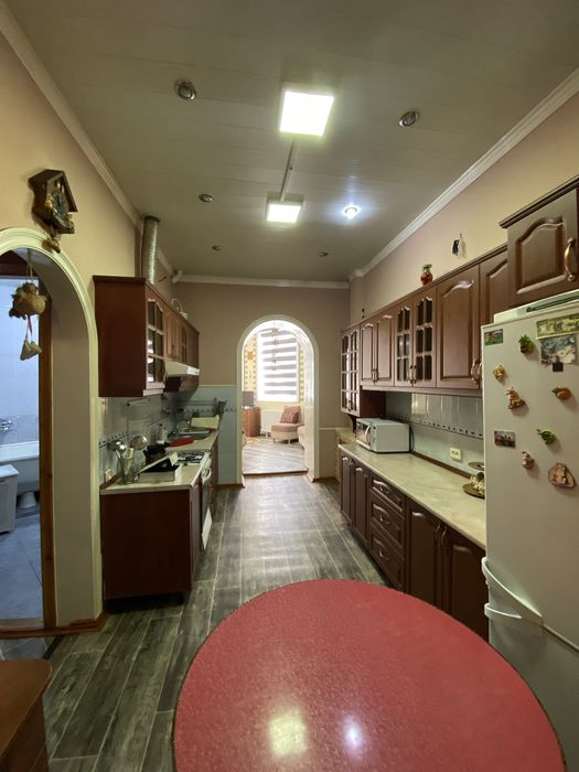 Анхор, ул.Навои 3/3/4 100 м2