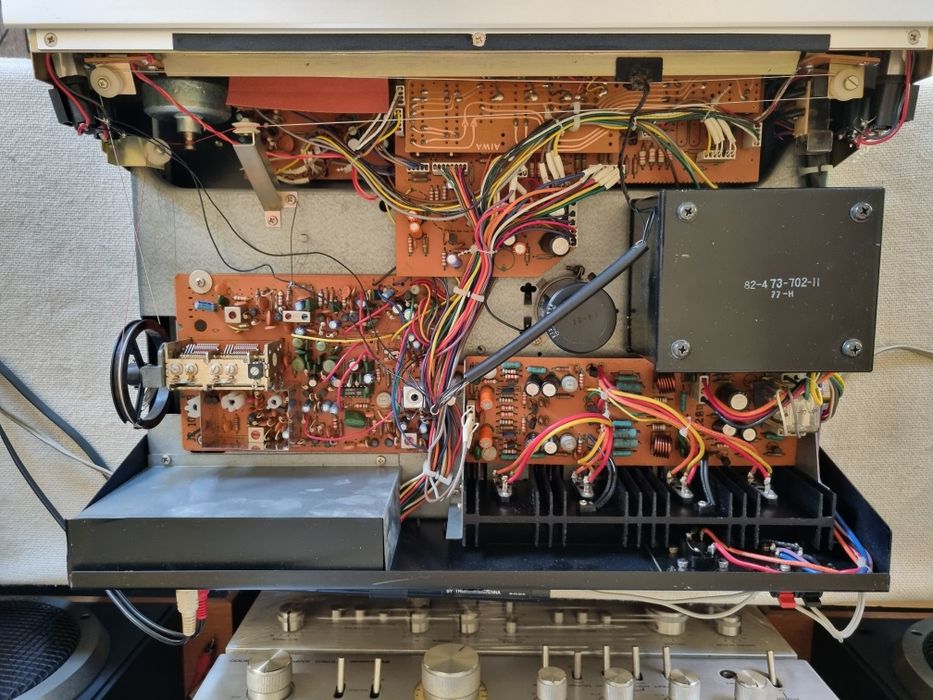 Receiver AIWA AX-7550. 30 watts/canal. Impecabil.