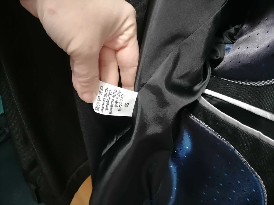 Costum barbatesc marimea 50