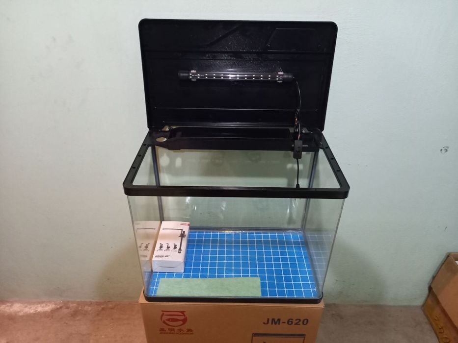 Аквариум комплект с фильтром и лампой всех цветов от 10 до 60 литров