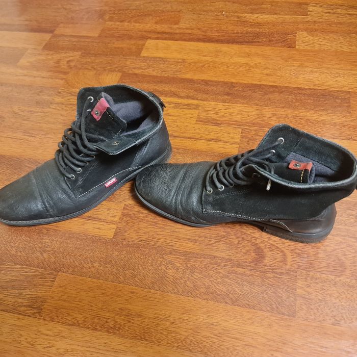 Ghete Levis din piele