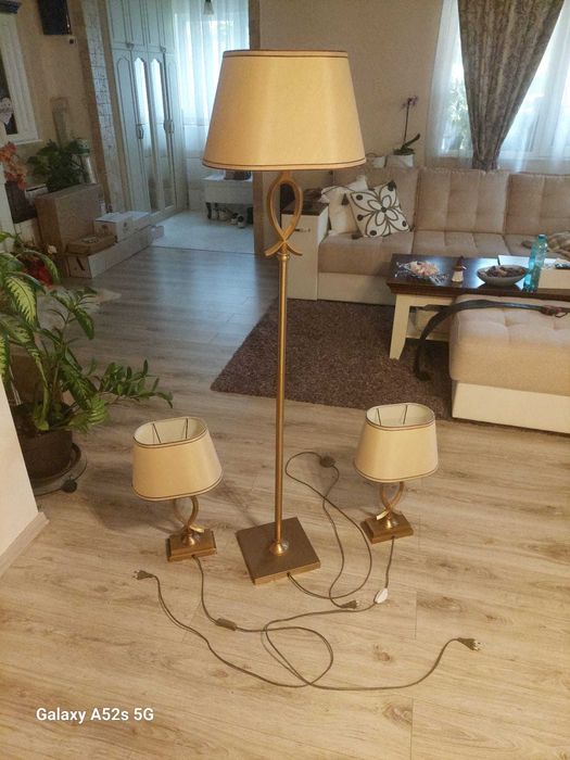 Vând set 2 lămpi și un lampadar