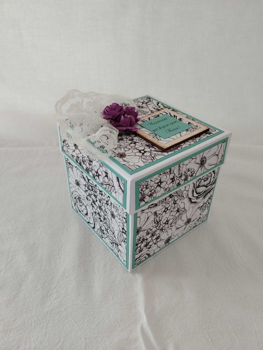 Експлодираща кутия