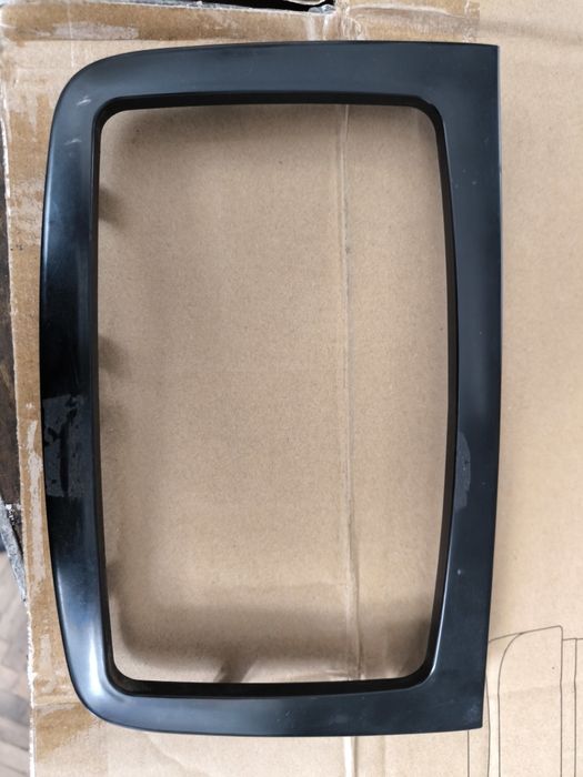 Ramă radio Mercedes vito