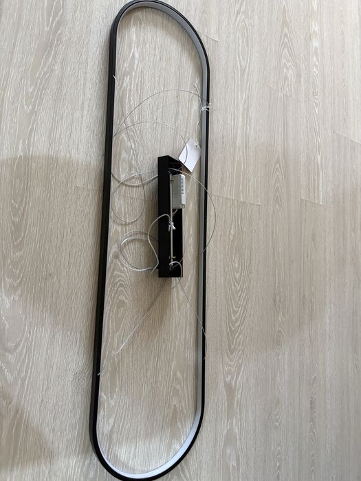 Продам люстры современные