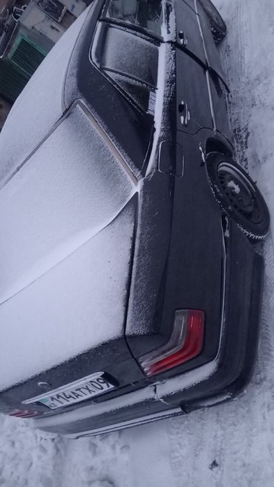 Продам запчасти на Мерседес 124