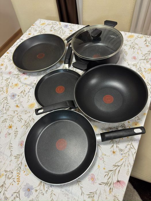 Продавам качествени съдове Tefal