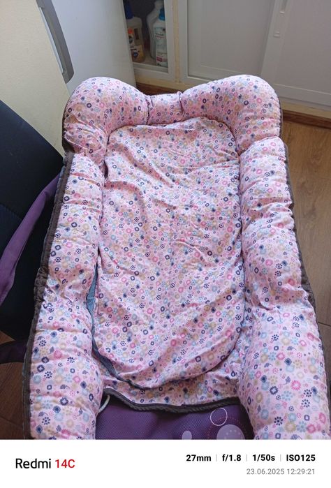 Порт за бебе удобно за носене