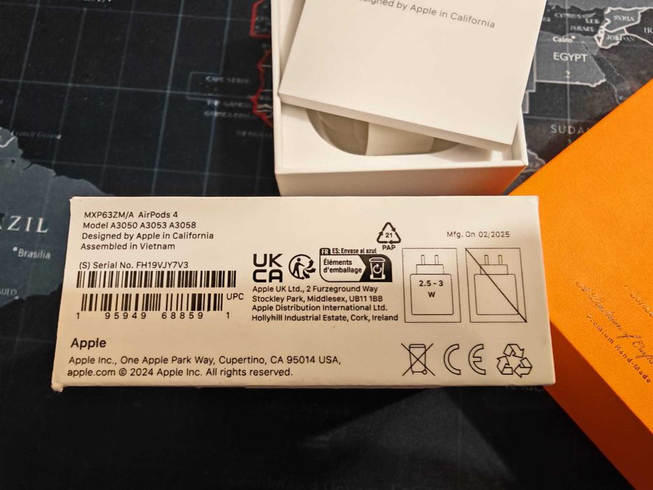 Casti Aripods 4 TrueWireless USB-C + Toc Piele Naturala