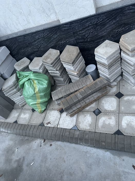 Отдам даром брусчатки