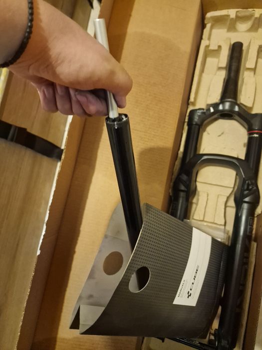 Rockshox lyrik base 29 150mm с проблем !!