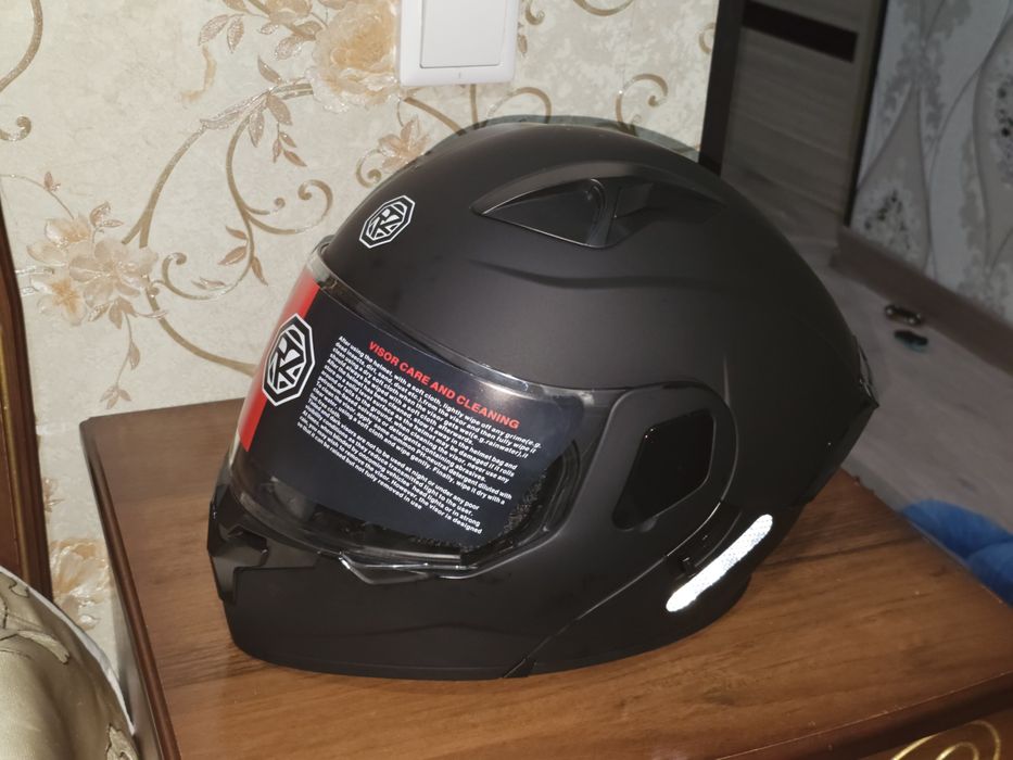 Продам новый шлем ORZ