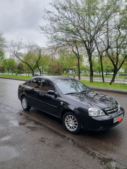 Lasetti sotiladi 2012yil