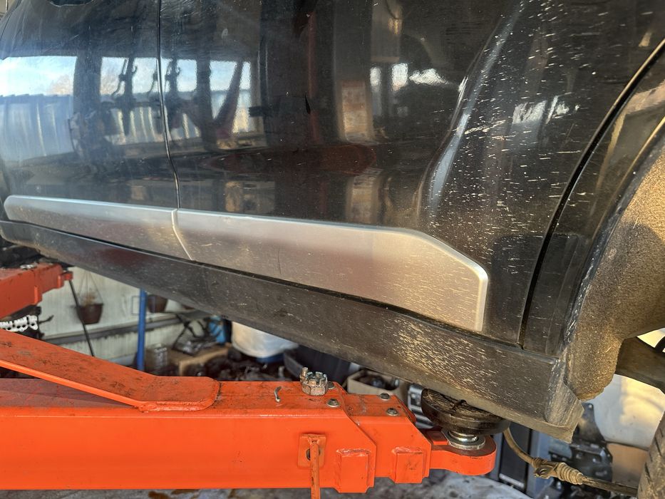 Лайсни за врати за Митсубиши Аутлендър 2007-2013г.!