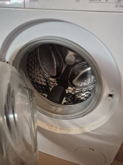 Продам стиральную машину BOSCH