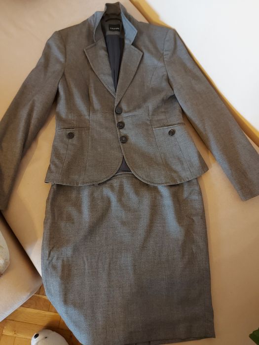 Дамски сака малко носени