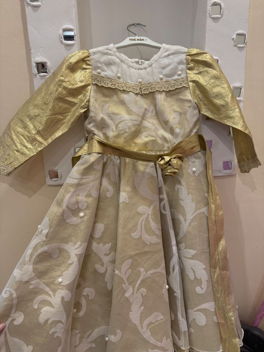 Платье нарядное детское