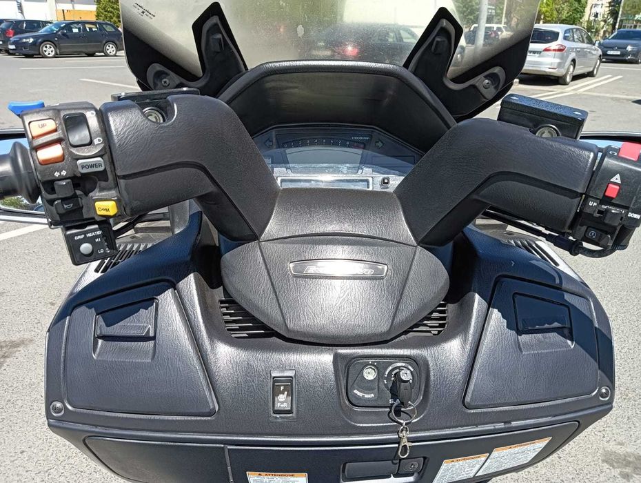 Suzuki Burgman AN 650 Executive, 2013