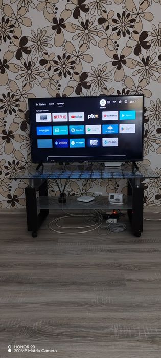 Tev Smart Metz 108 cm.