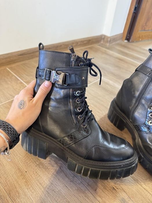 Оригинални дамски боти Carinii