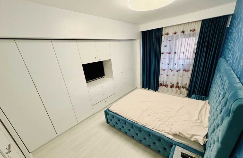 Inchiriez apartament 3 camere ultracentral, mobilat, complet utilat!