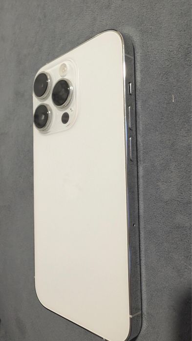 Продам iphone 14 pro идеал