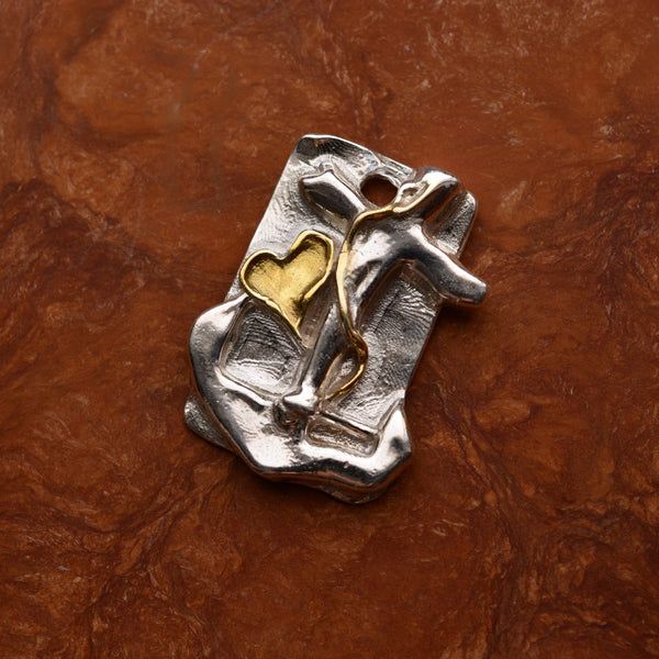 Сребърен медальон 925 „Вяра, Надежда и Любов“ със златни акценти